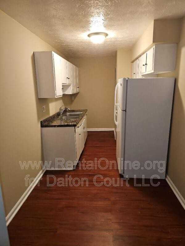 1814 Dalton Ct #12 - Photo 4 of 15