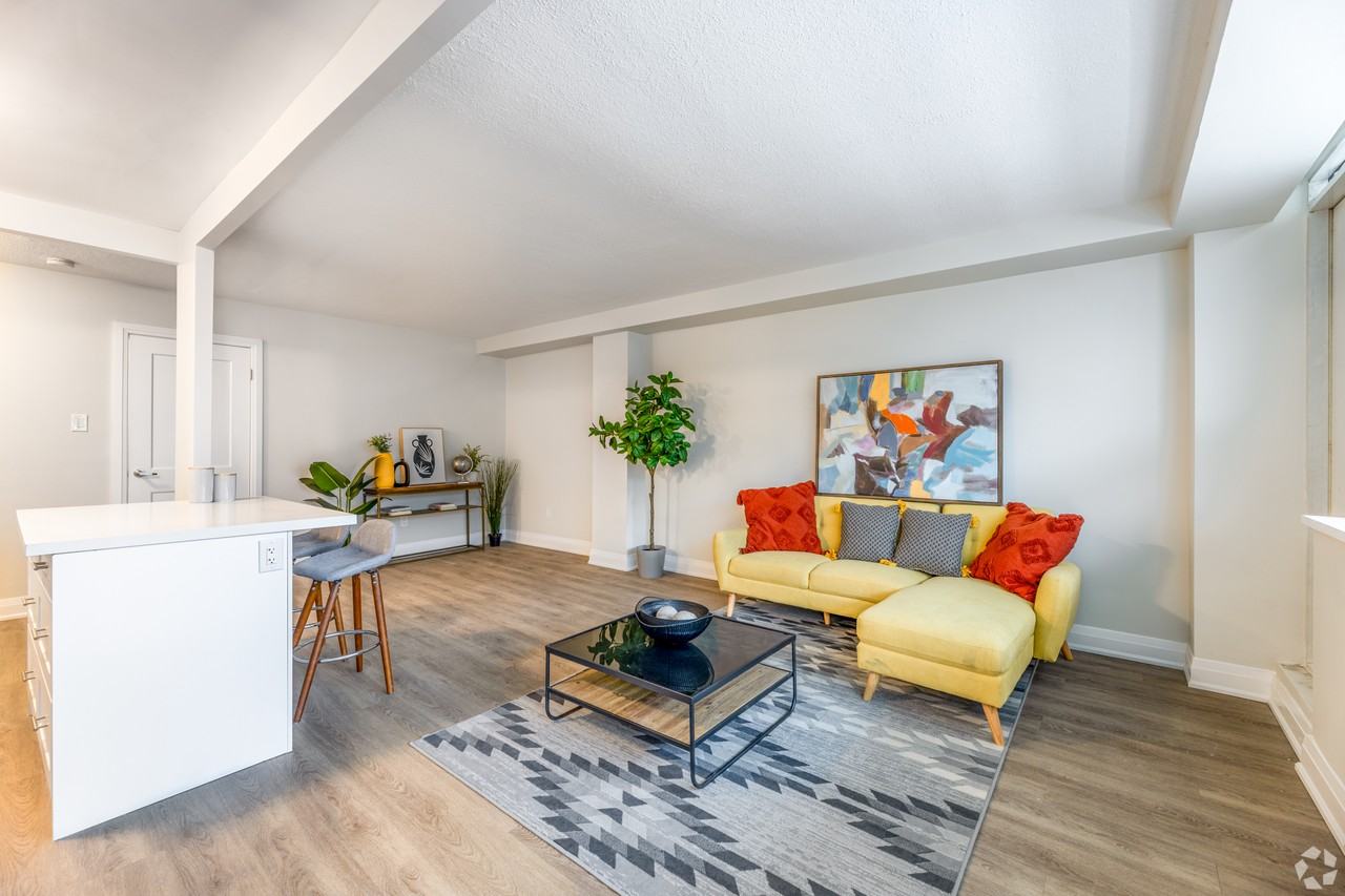 71 Parkwoods Village Drive - Photo 2 of 12