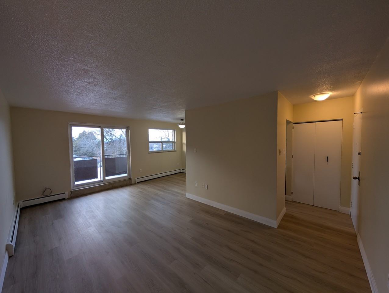 2685 King Street East - Photo 5 of 12