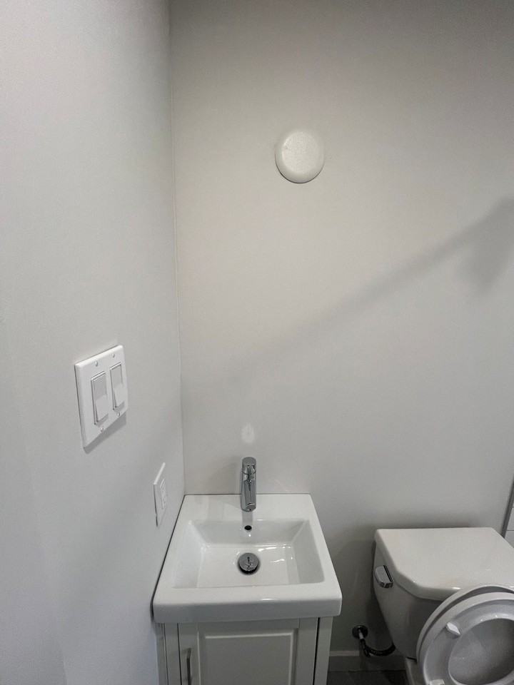 1482 A Morisset Avenue - Photo 4 of 10