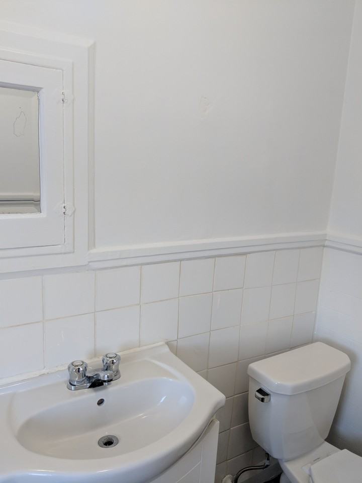 172 Vaughan Road - Photo 4 of 10