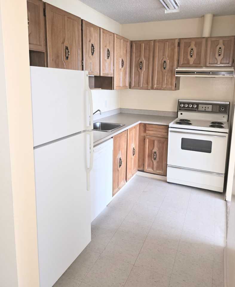 Nelson Towers - Photo 5 of 20
