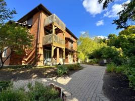 featured image of 20 8-20 Evergreen Crt.