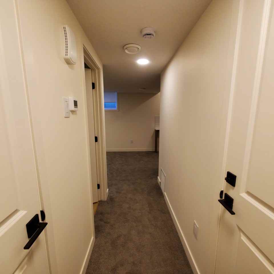 7426 95 St NW Basement Suite - Photo 5 of 12