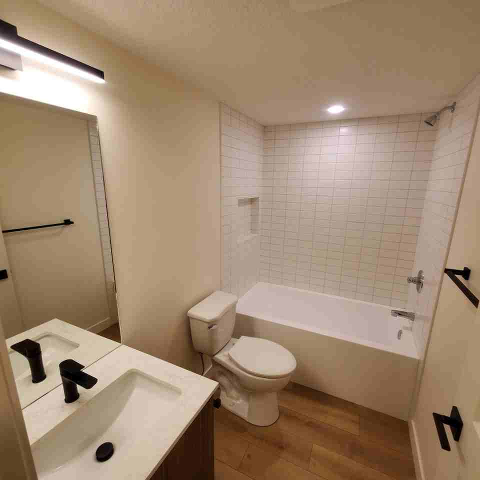 7426 95 St NW Basement Suite - Photo 6 of 12