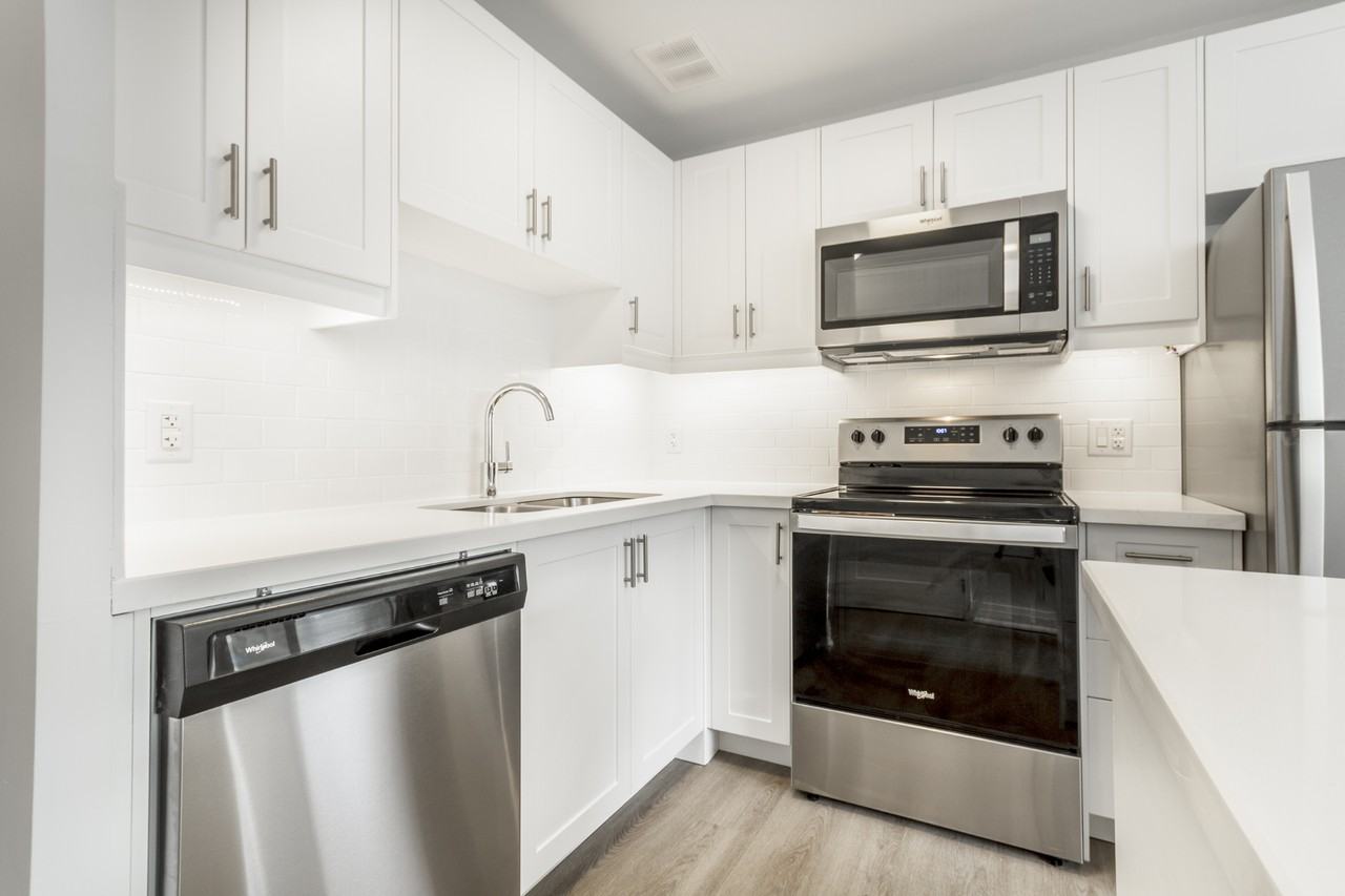 3141 Jaguar Valley Drive - Photo 6 of 16