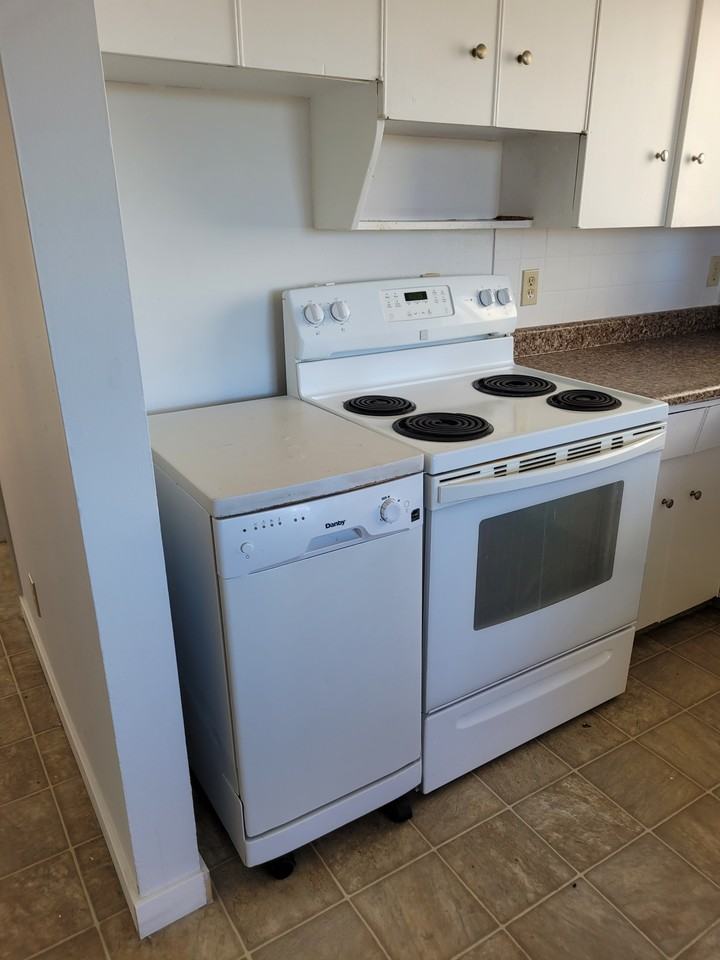 4 Plex - Photo 3 of 36