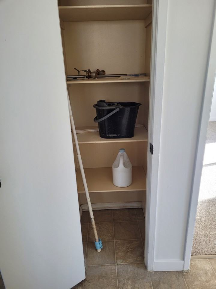 4 Plex - Photo 4 of 36