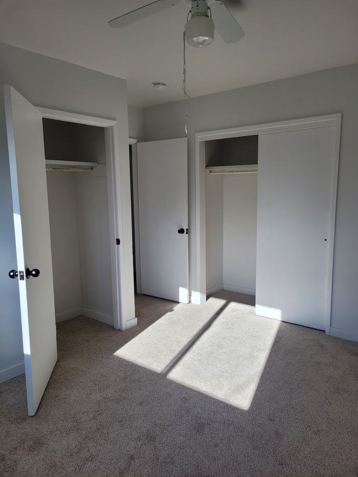 4 Plex - Photo 7 of 36