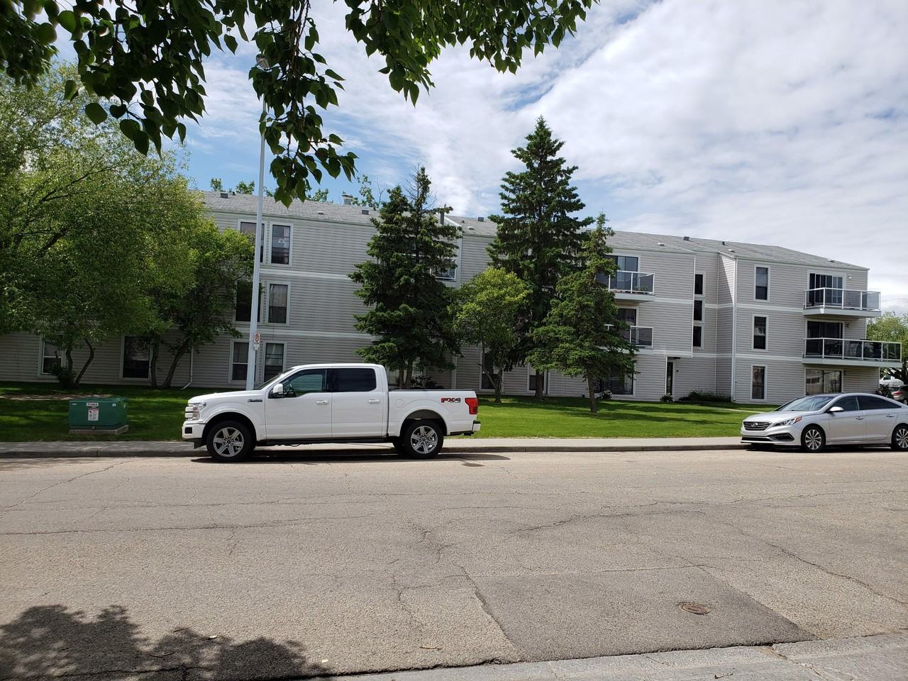 Lakewood Apartments - Photo 4 of 15