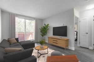 featured image of 25 Lorne Ave