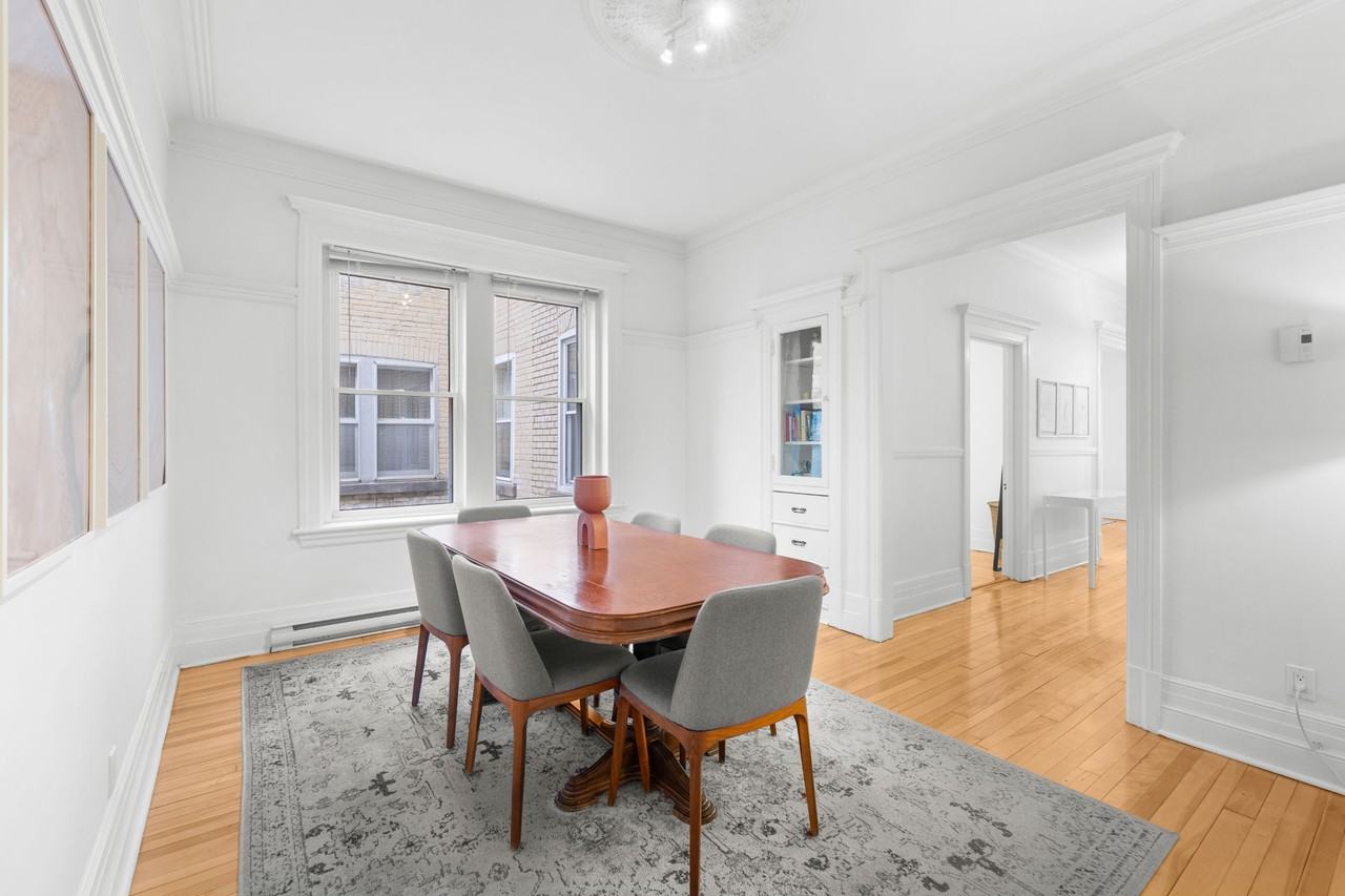 432 Av. Grosvenor - Photo 7 of 18