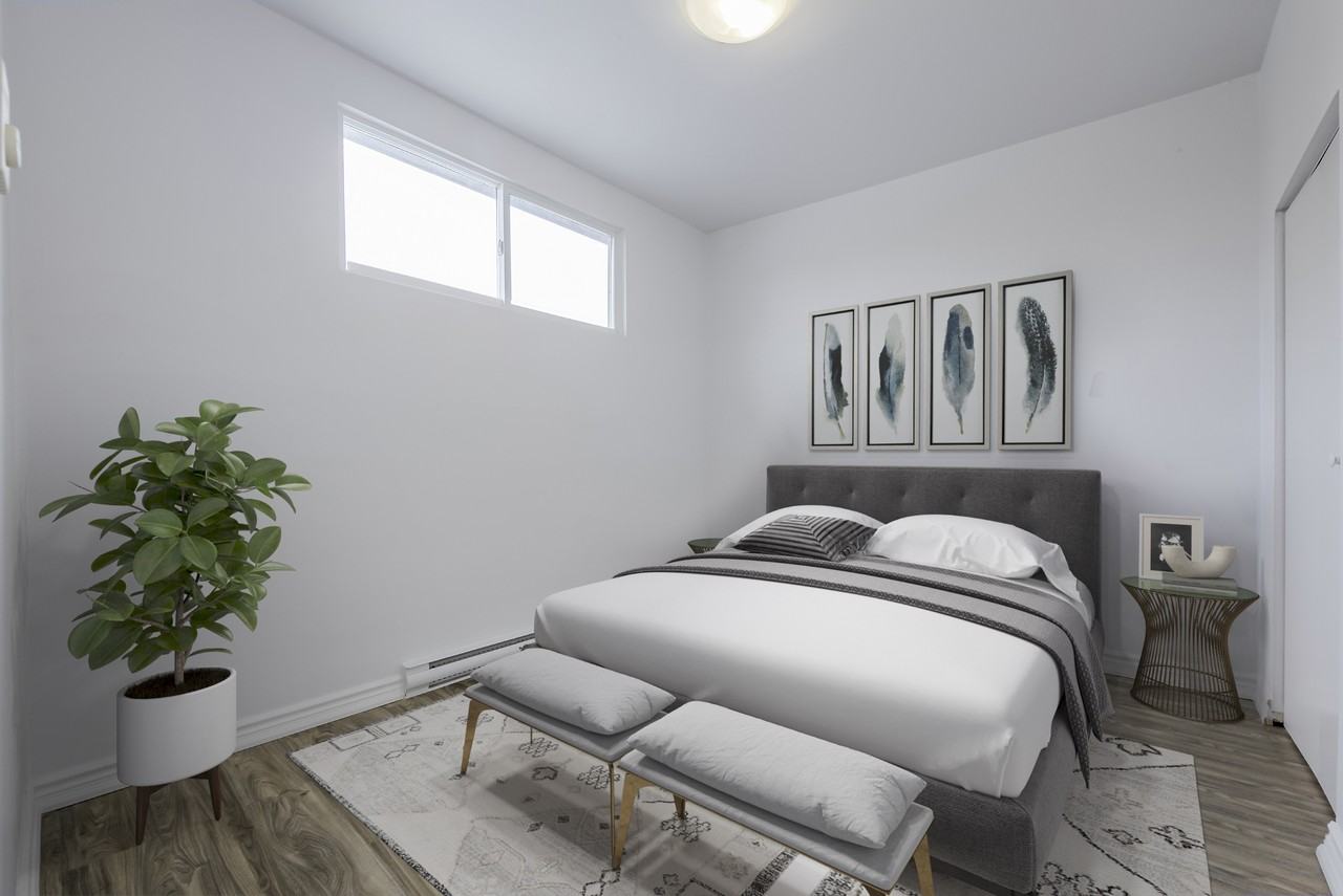 Dundas Court Apartments - Photo 7 of 14