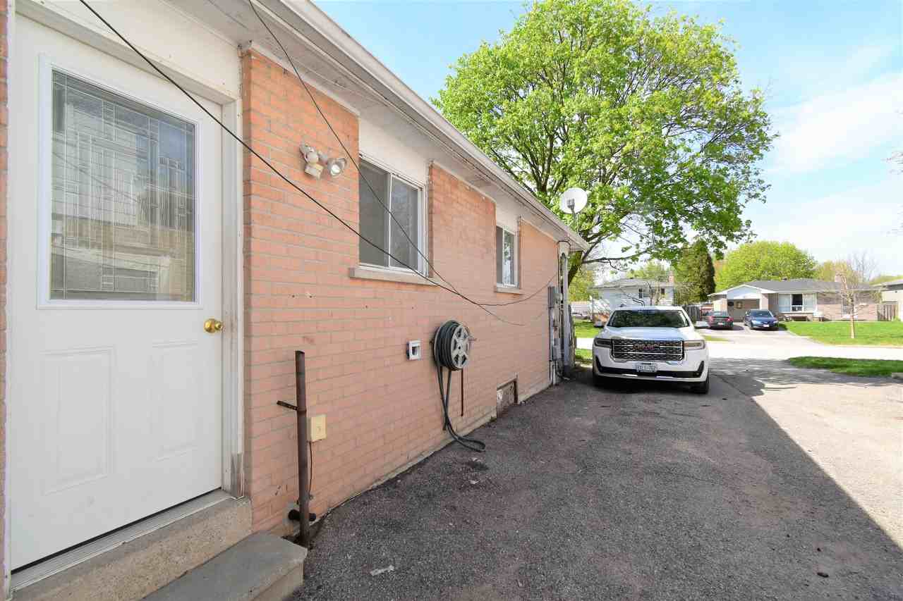 19A College Cres - Photo 2 of 24