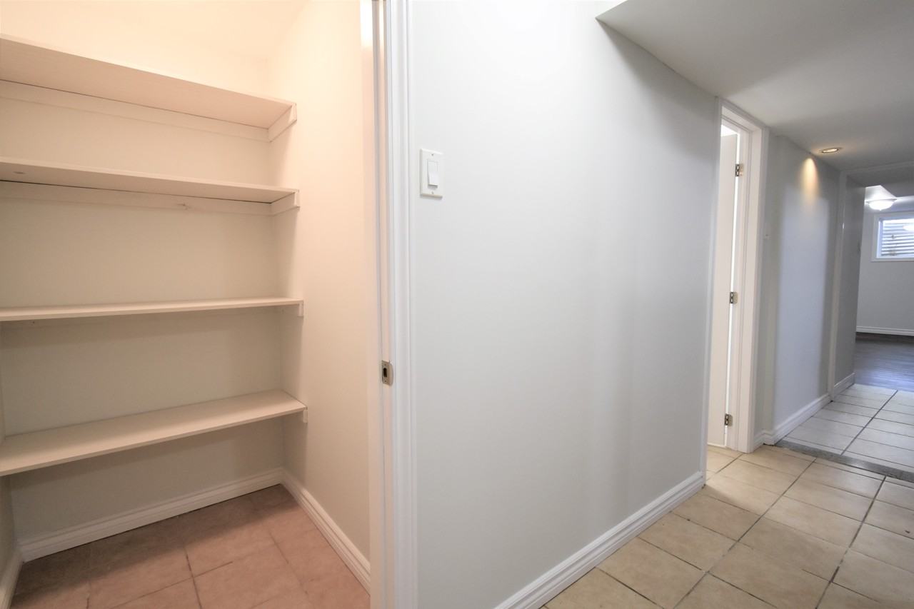 19A College Cres - Photo 6 of 24
