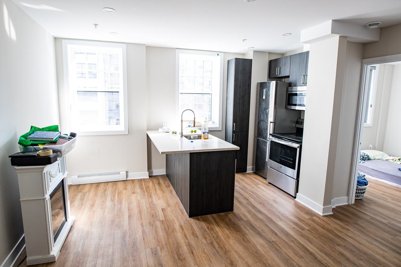 2077 Boulevard de Maisonneuve - Photo 4 of 31