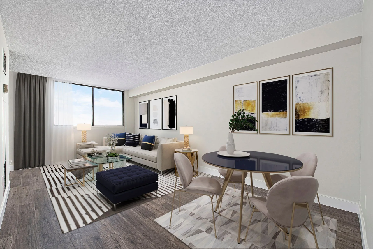 Champlain Towers at 75 Thorncliffe Park Drive - Photo 6 of 10