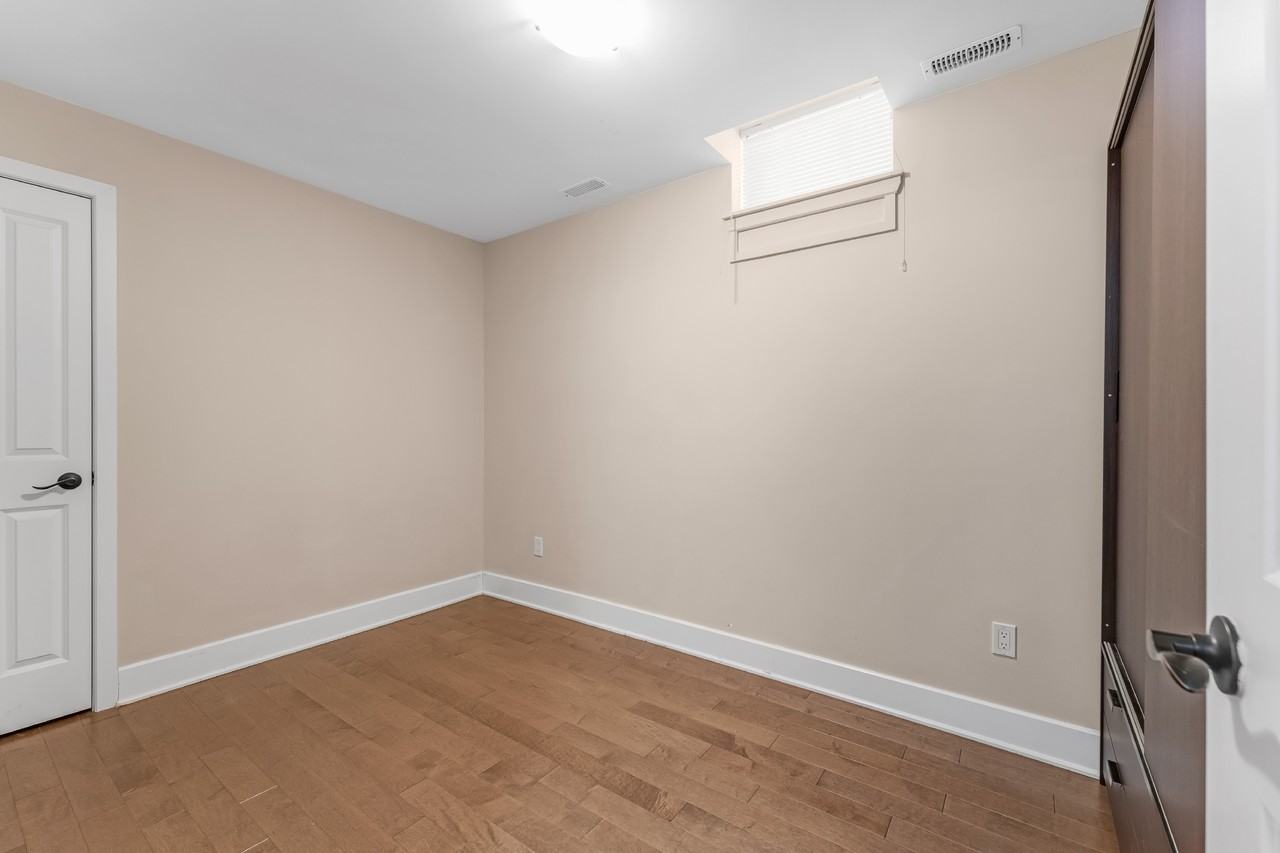 355 Gilmour Street - Photo 7 of 8