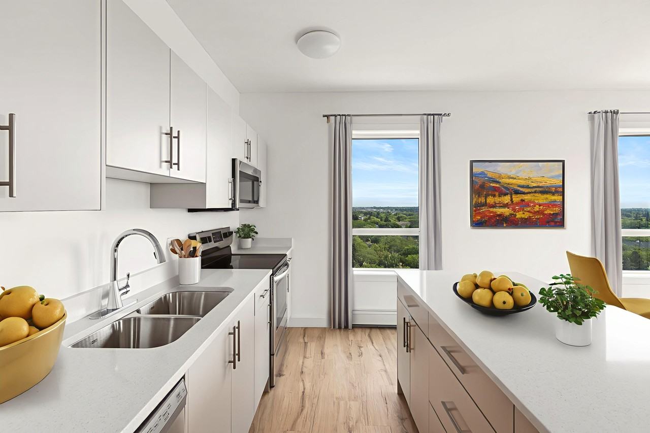 639 Main - Photo 2 of 15