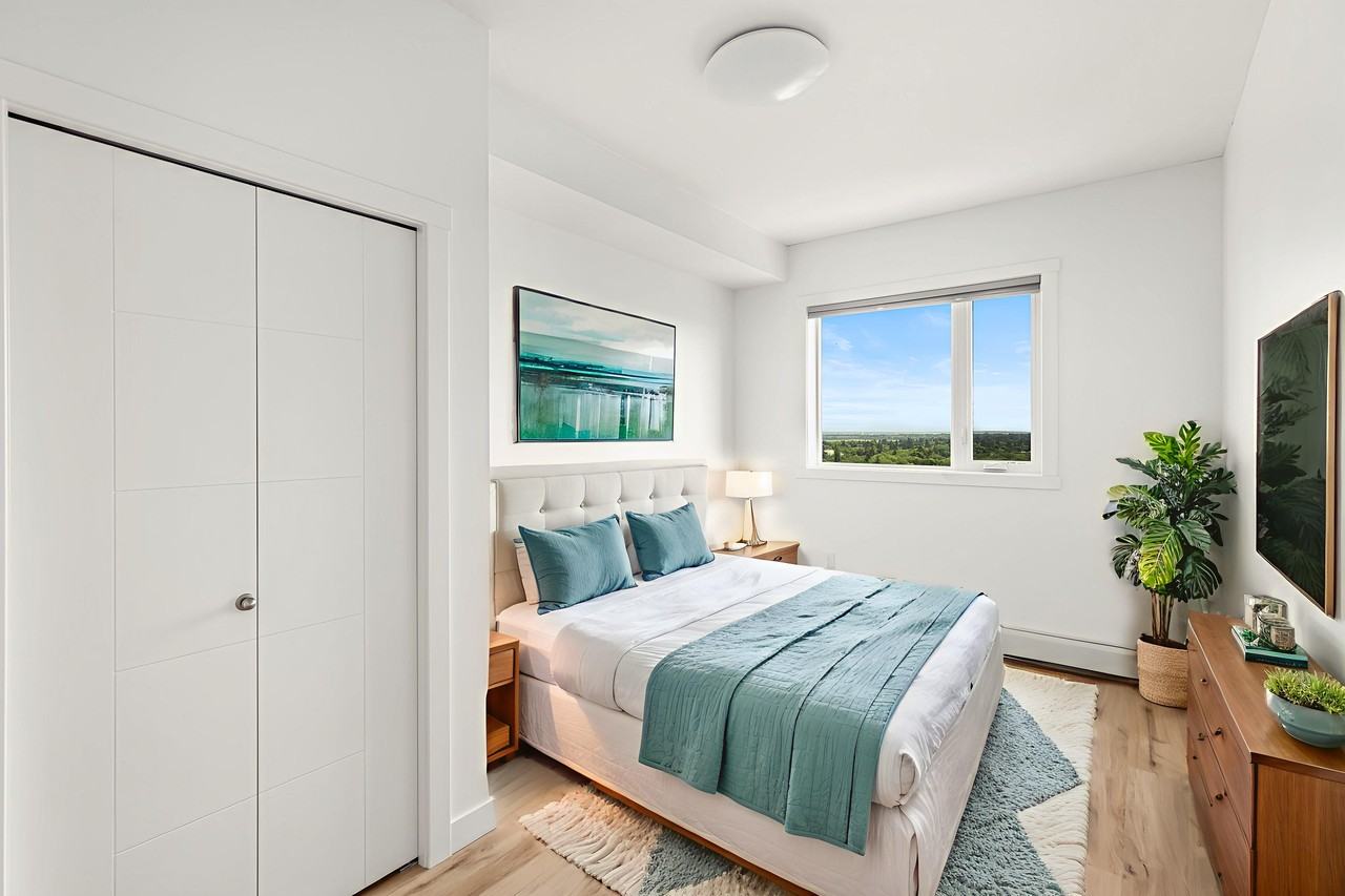 639 Main - Photo 3 of 15