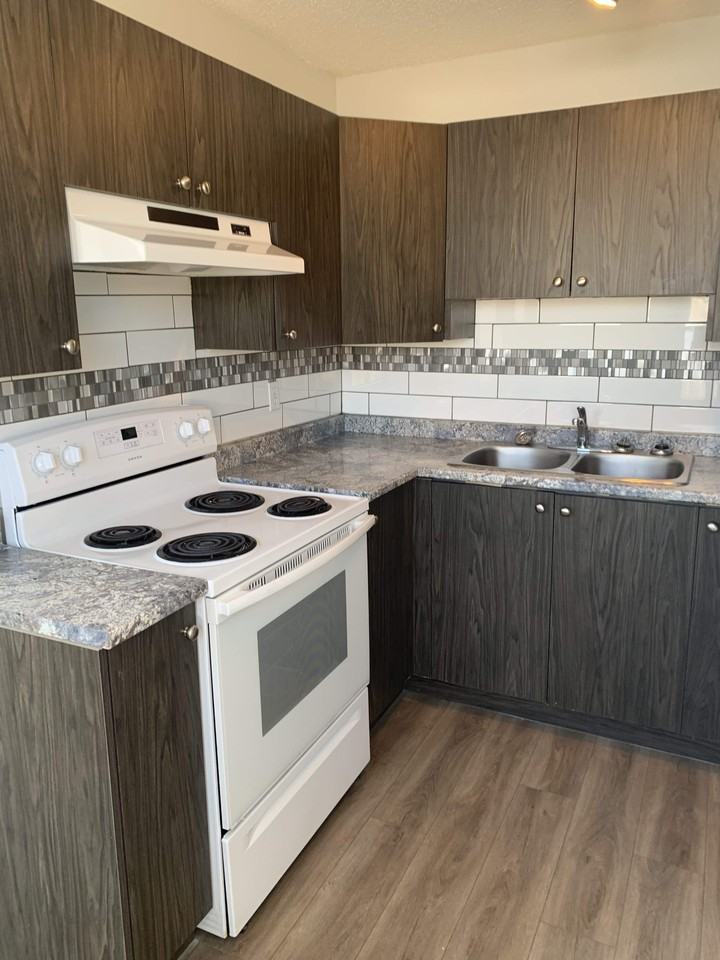 Hermitage Park - Photo 4 of 21