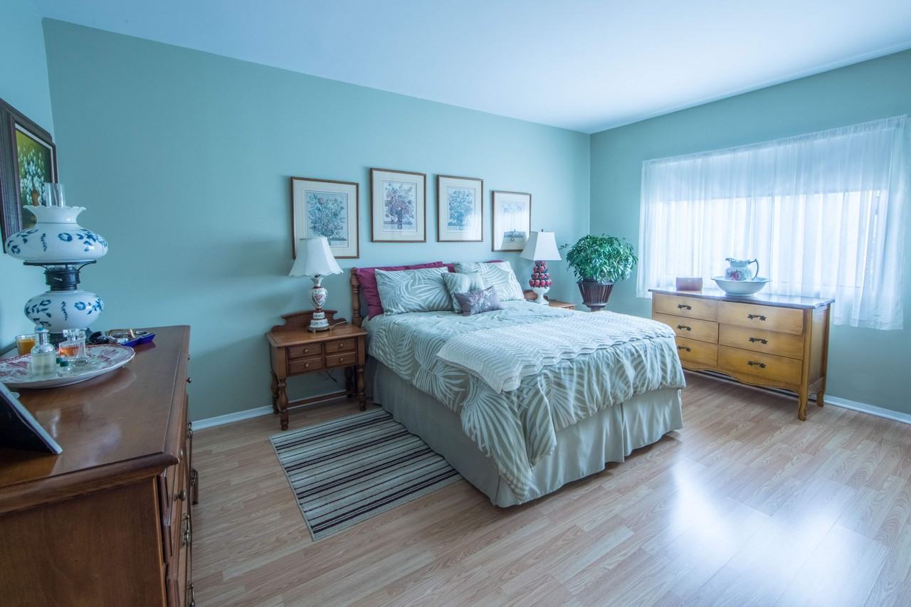 33 Hasting - Photo 4 of 11