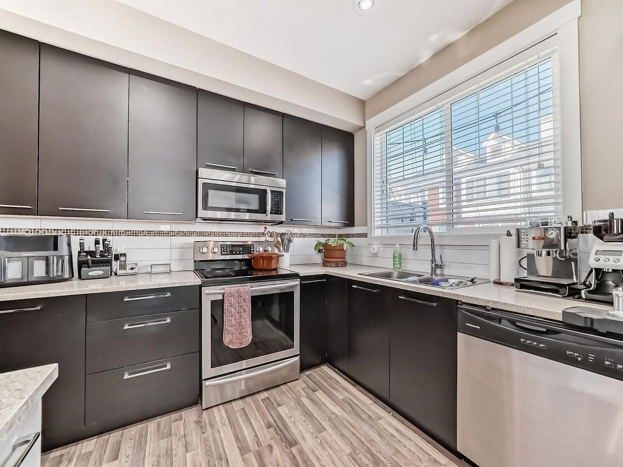 100 8315 180 Avenue Northwest, Edmonton, Alberta, Canada, T5Z 0J2 - Photo 3 of 19