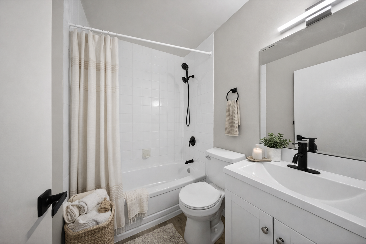 The Lincoln - Photo 5 of 19