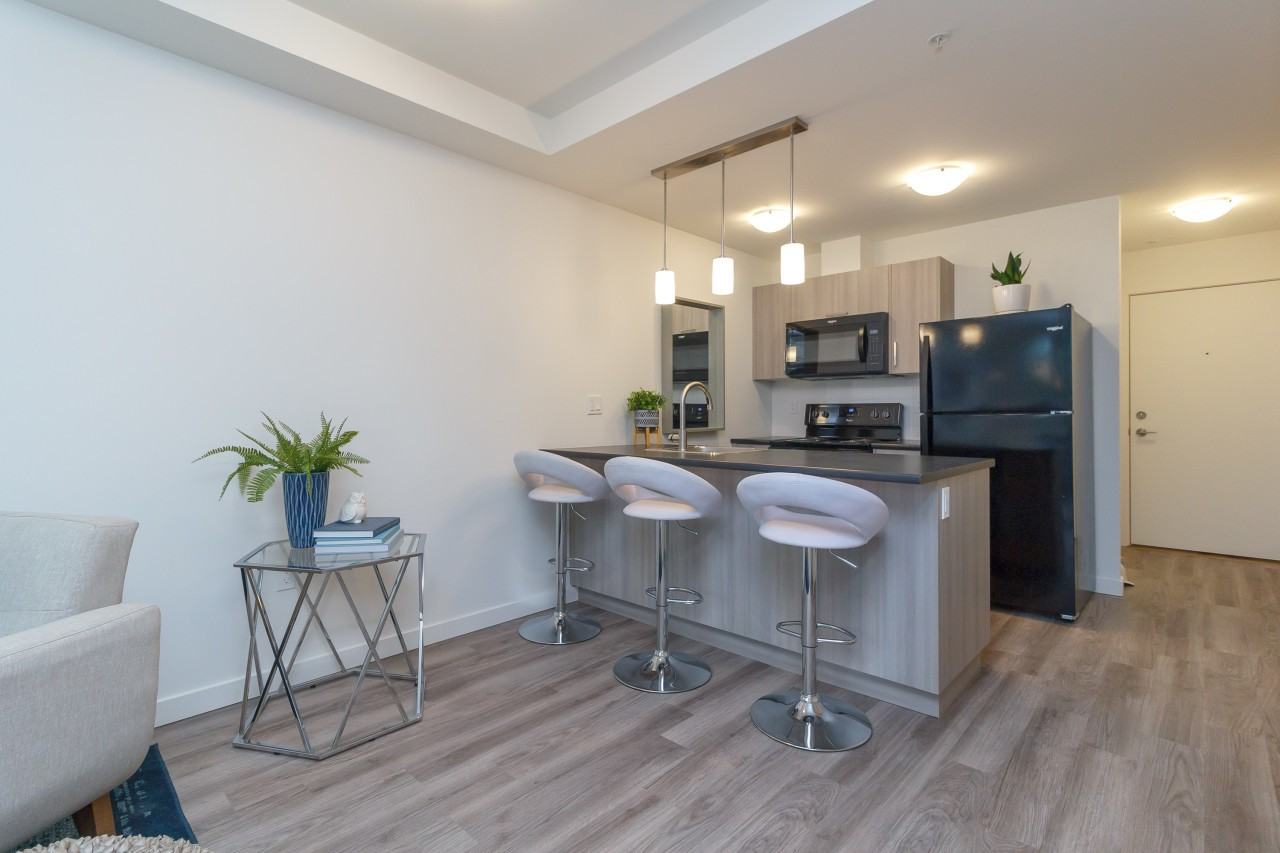 Peatt Commons 1 - Photo 2 of 9