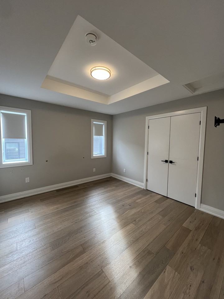 425 Ravenhill Avenue - 1 - Photo 5 of 10