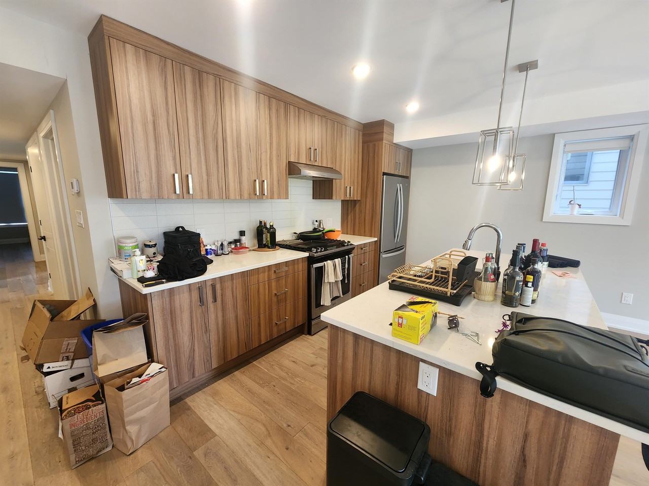 427 Ravenhill Avenue - 2 - Photo 2 of 16