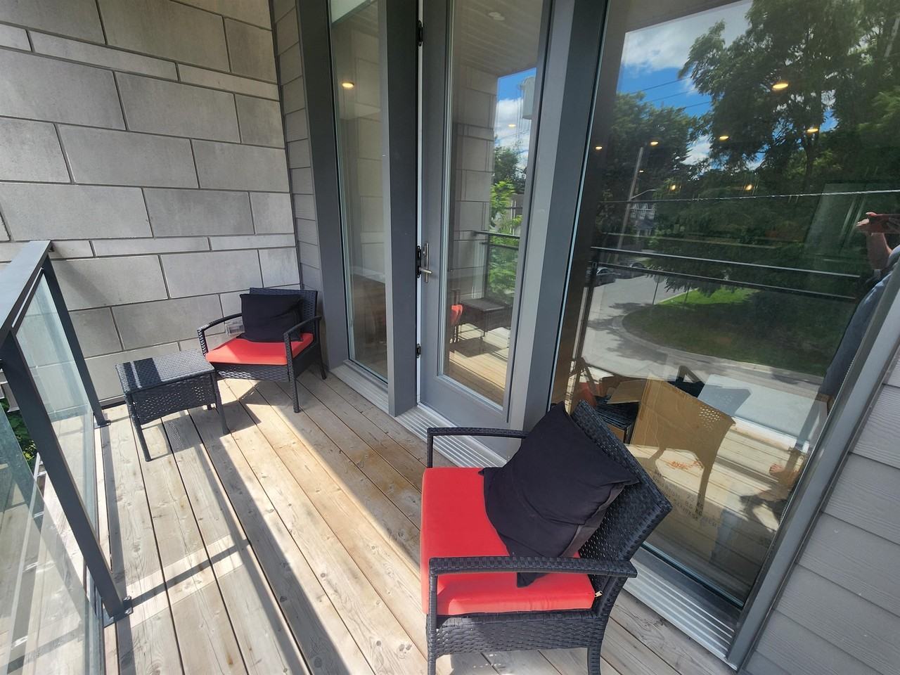 427 Ravenhill Avenue - 2 - Photo 6 of 16