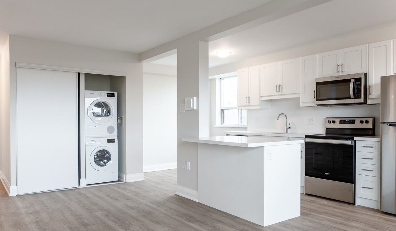 1640 Lawrence Avenue West - Photo 3 of 14