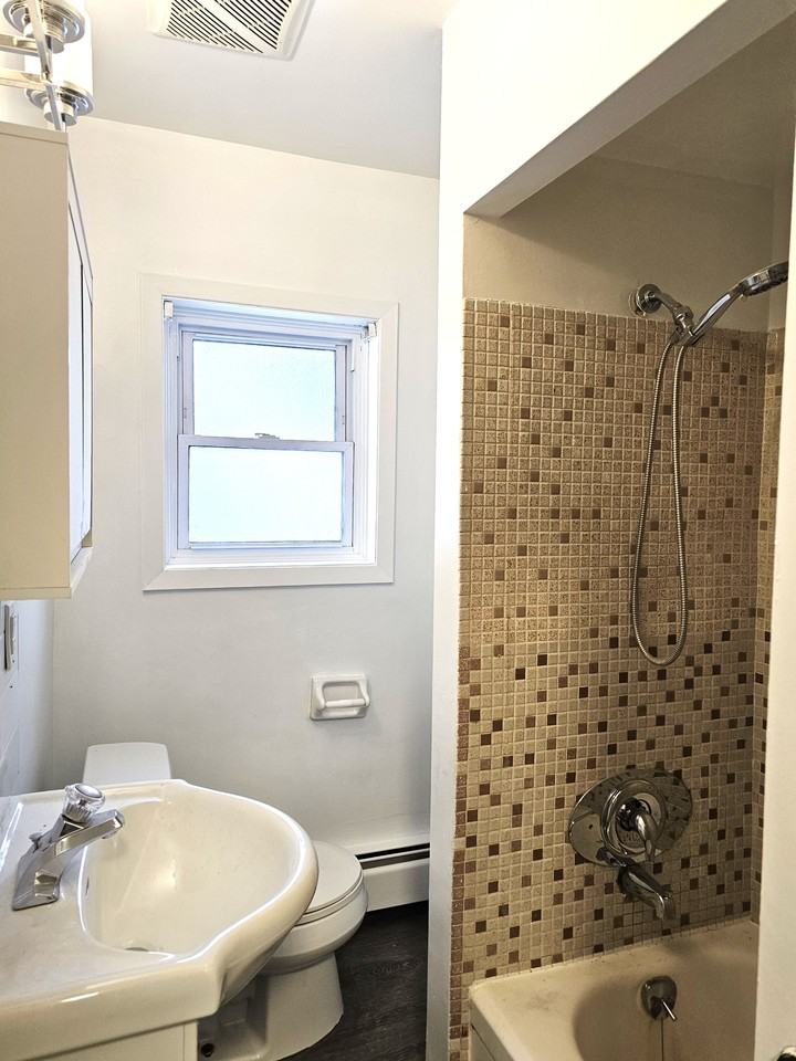 4604 Fourth Ave - Photo 7 of 13