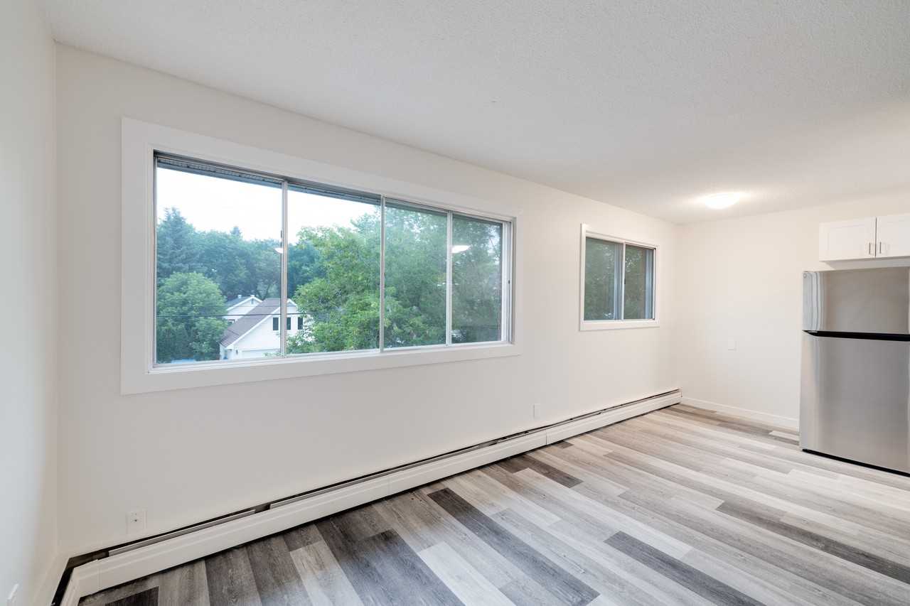 Willow's Edge - Photo 5 of 18