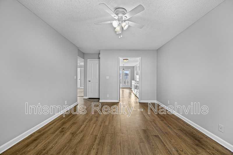 1241 Matterhorn Run - Photo 3 of 24