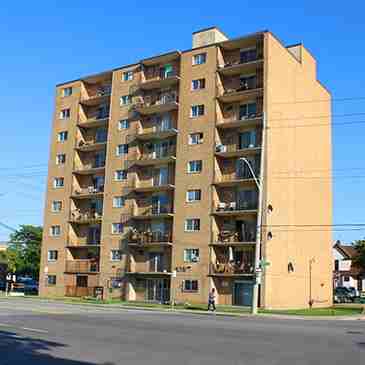 University Avenue Apartments - Photo 2 of 12