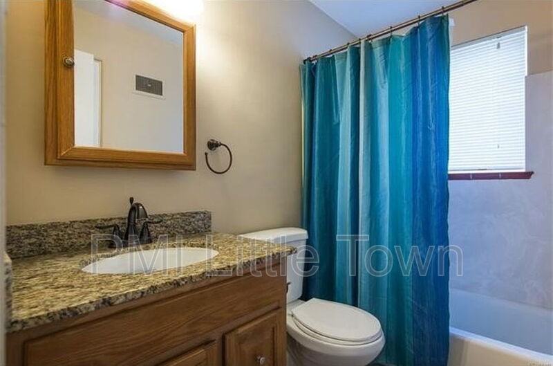 3622 Hudson St - Photo 5 of 8