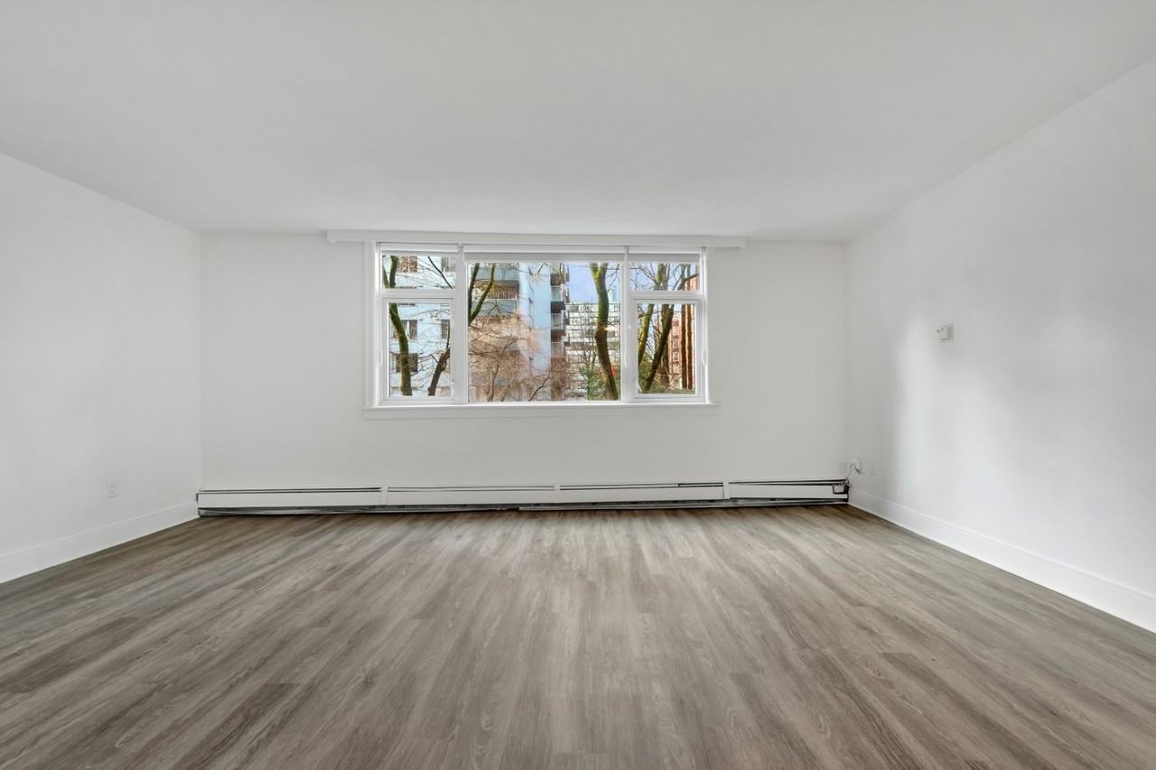 1175 Haro Street - Photo 6 of 11