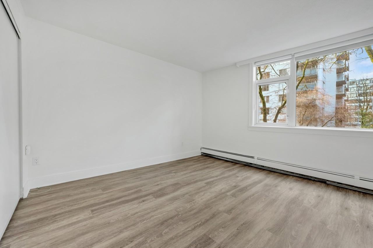 1175 Haro Street - Photo 7 of 11