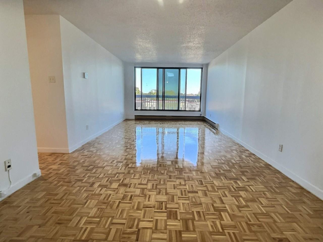 6502 Langelier - Photo 2 of 6