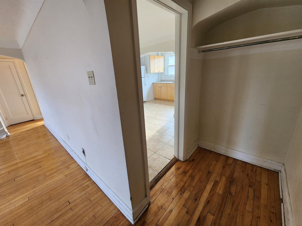 310 Blake - Unit 4 - Photo 2 of 20