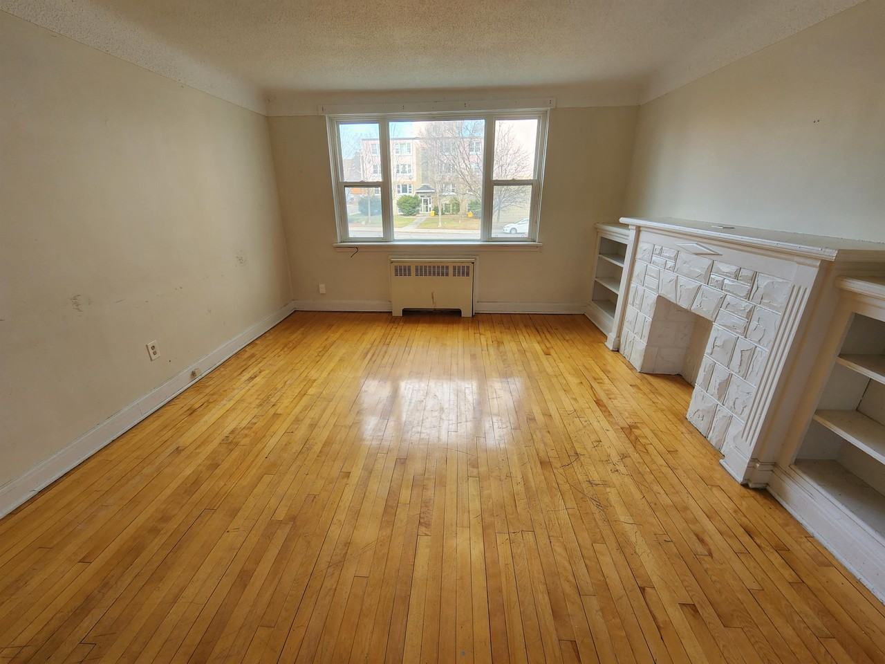 310 Blake - Unit 4 - Photo 5 of 20