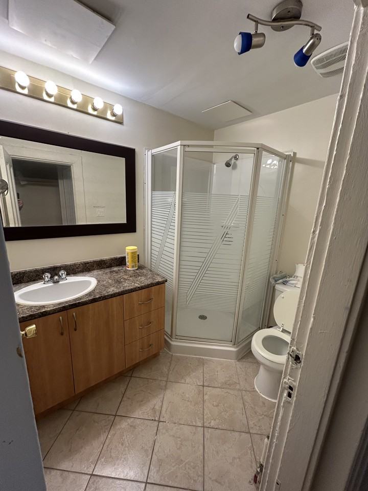 177 Goulburn Avenue - 2 - Photo 7 of 13