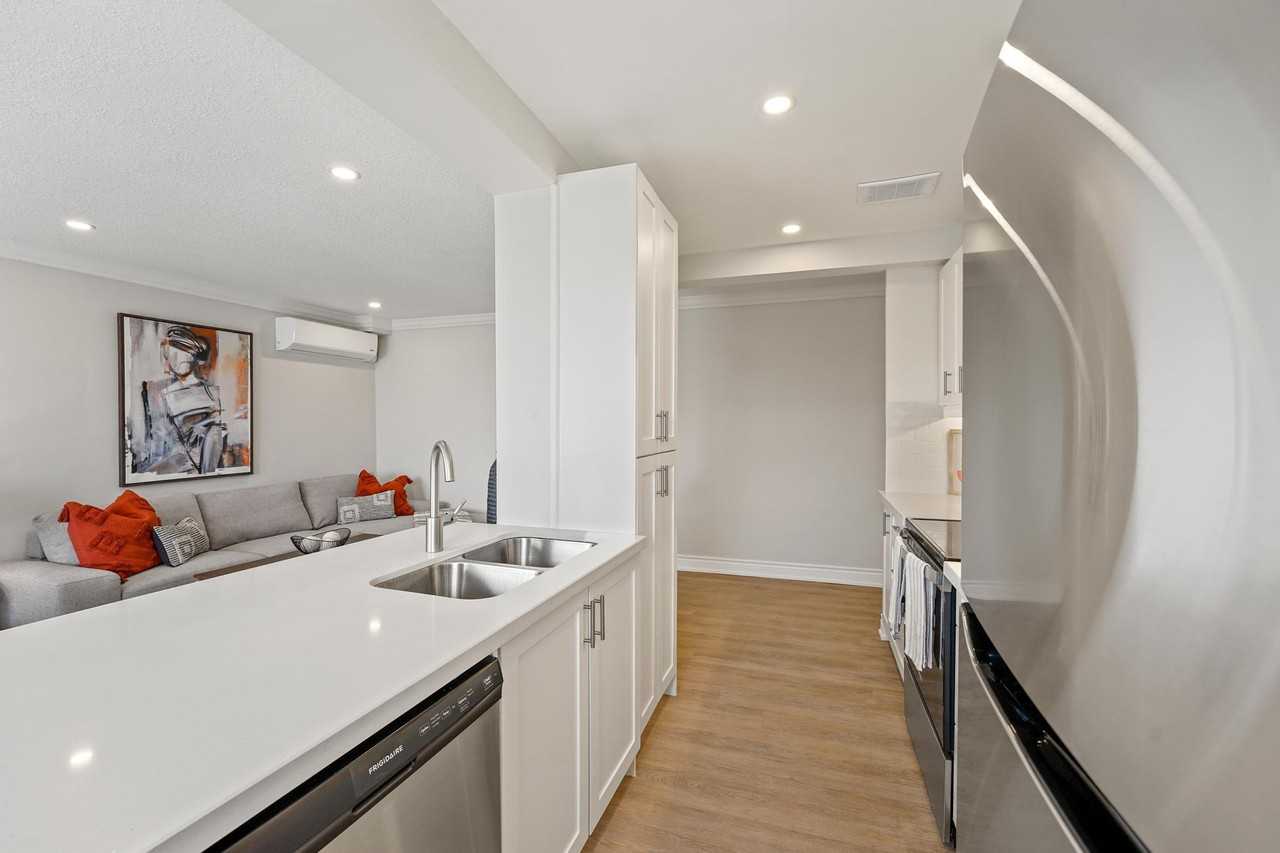 73 Clarence Street - Photo 7 of 13