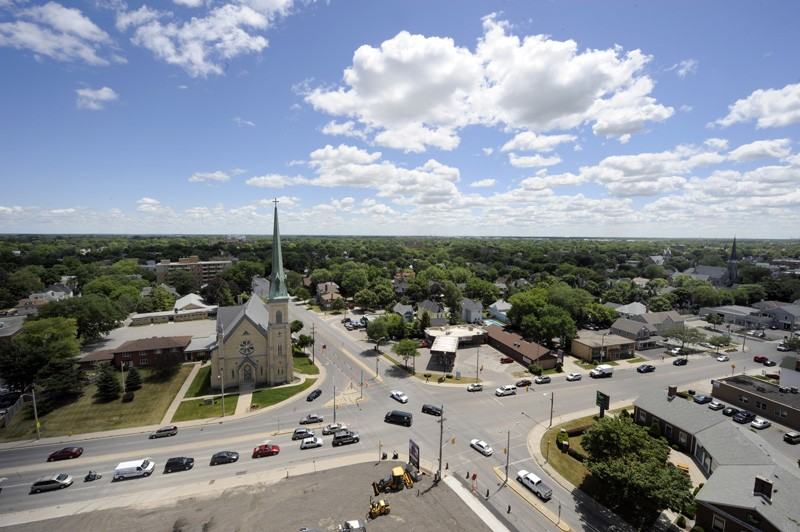 Waters Edge - Photo 3 of 5