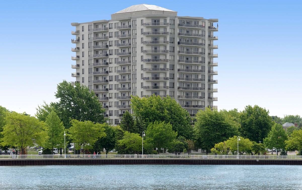 Waters Edge - Photo 4 of 5