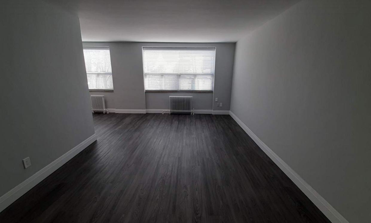 5 Benlamond Avenue - Photo 3 of 11