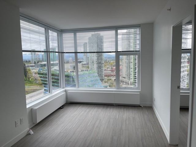 King George Hub - Photo 6 of 13