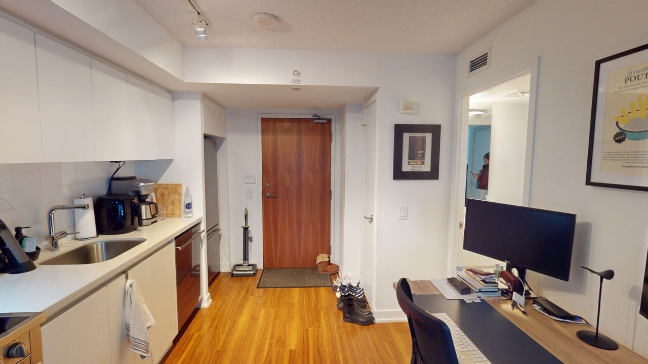 QUARTZ CONDOS - Photo 3 of 20